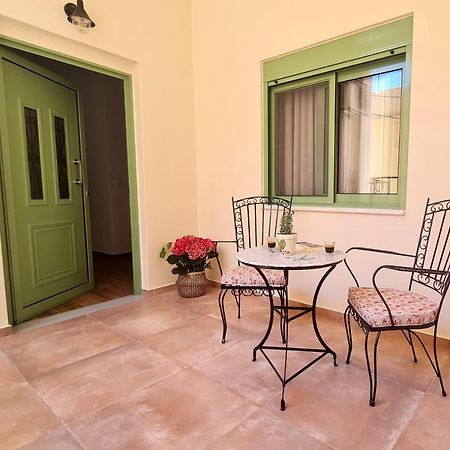 Yannis Guest House Aegina Luaran gambar